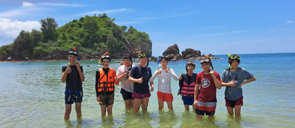 Snorkeling & Kayaking
