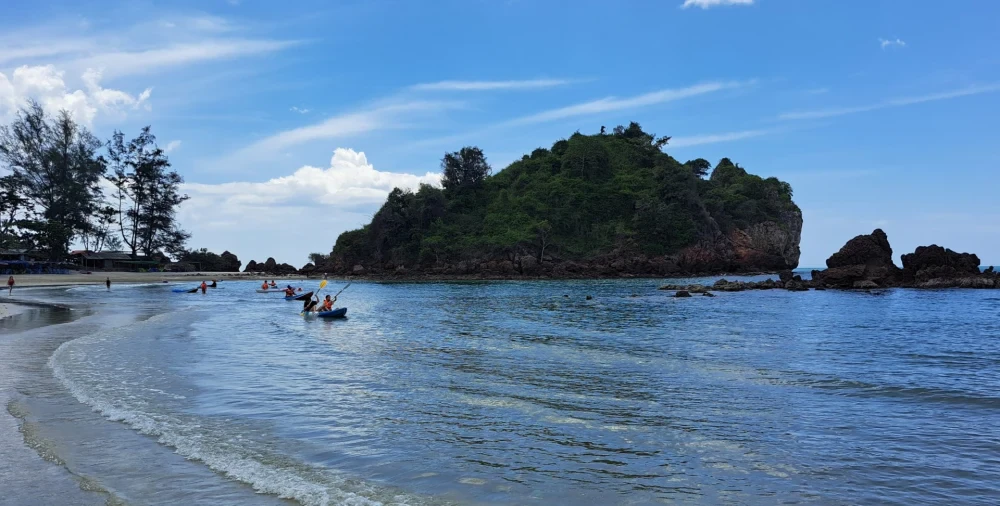 Snorkeling & Kayaking
